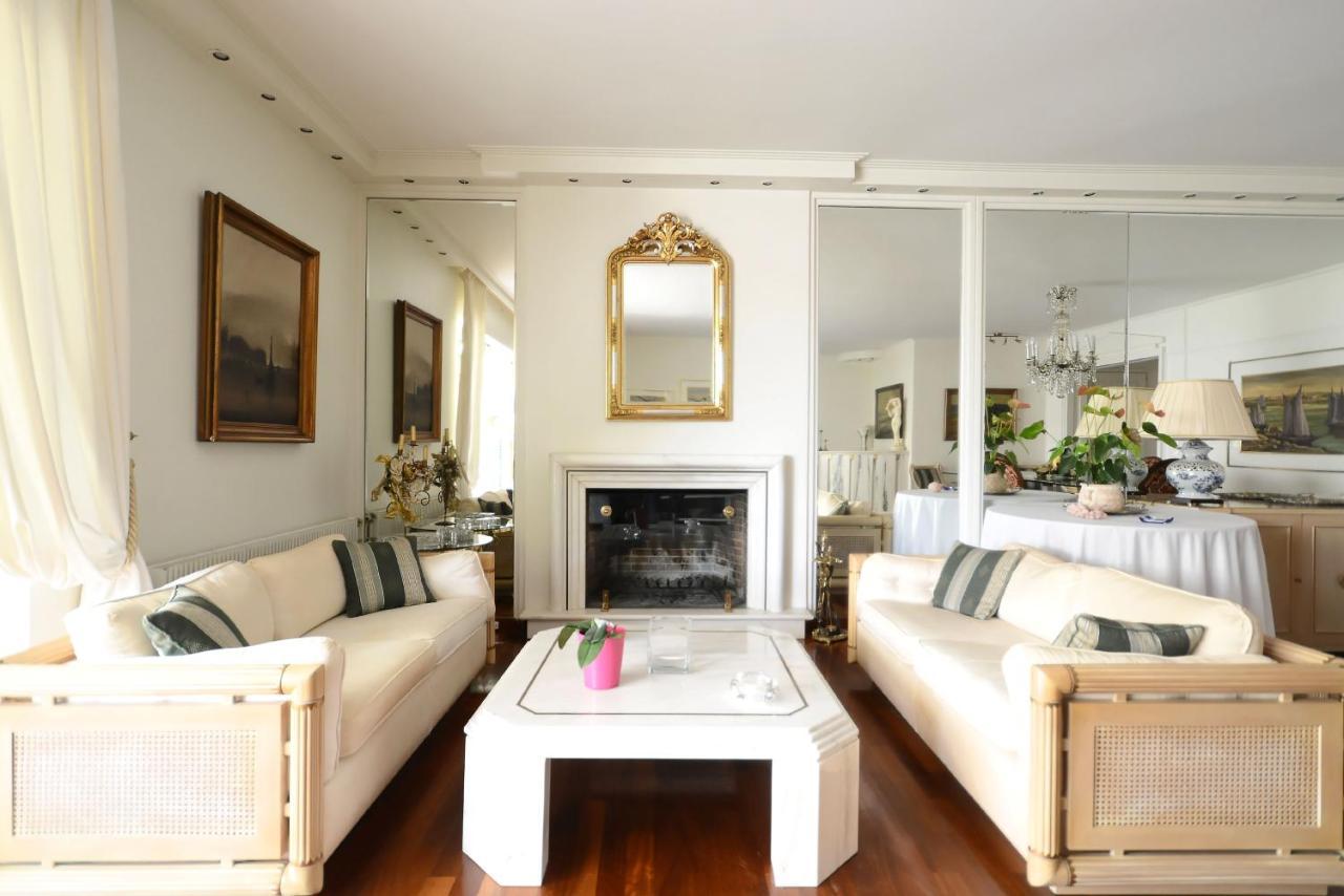 Luxury Apartment Demokratias アテネ エクステリア 写真