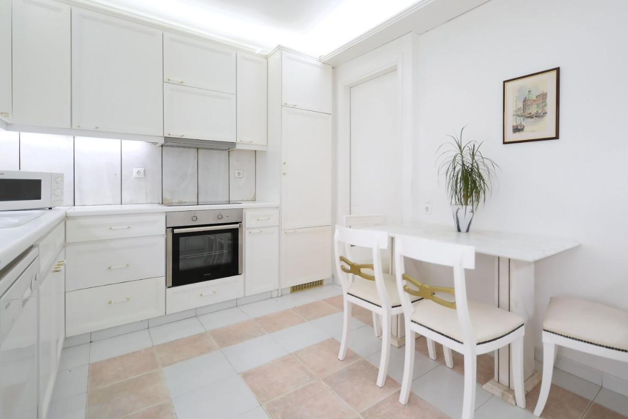 Luxury Apartment Demokratias アテネ エクステリア 写真